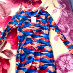 Beautiful mini dress with great patterns for a little date night